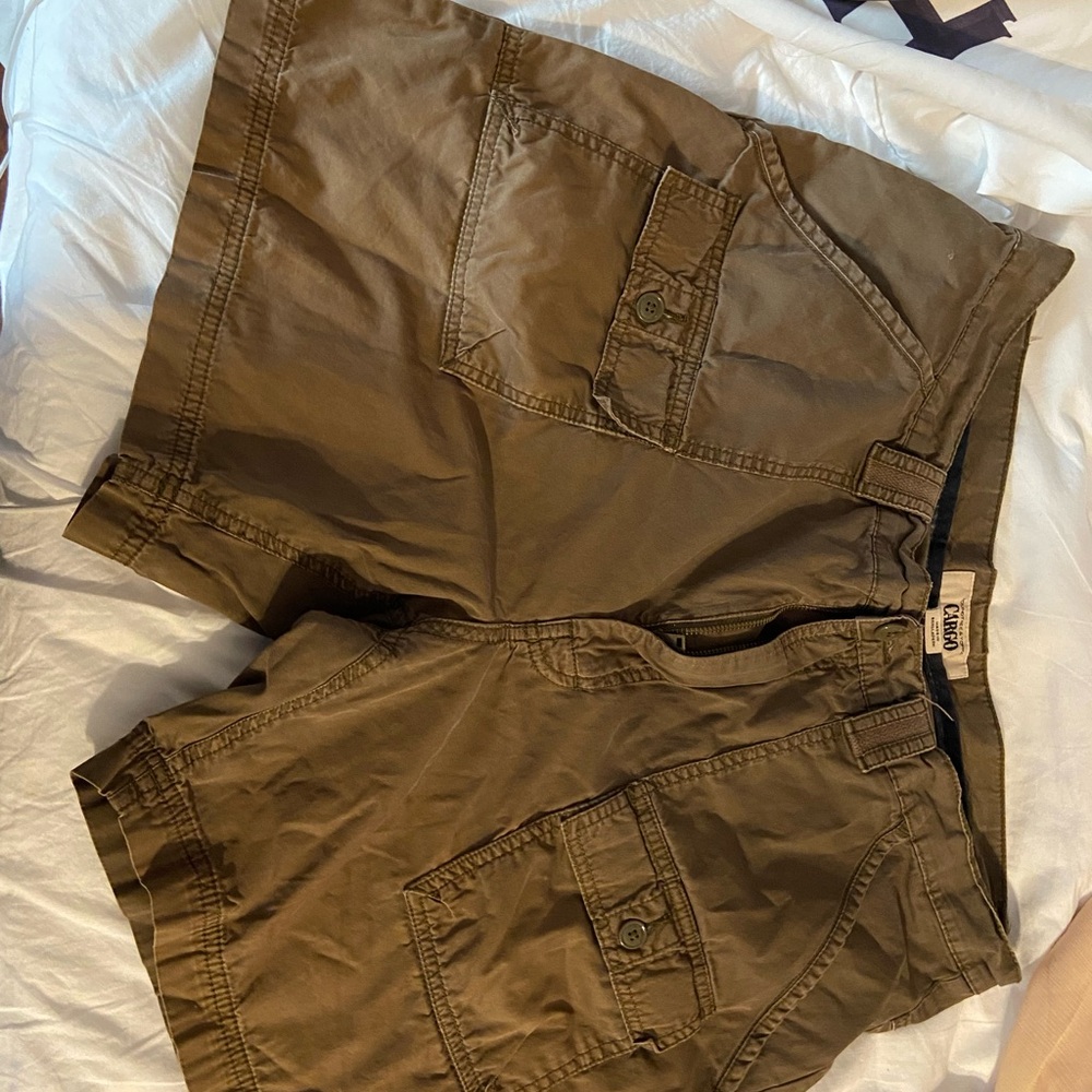 Roundtree and Yorke Olive Cargo Shorts